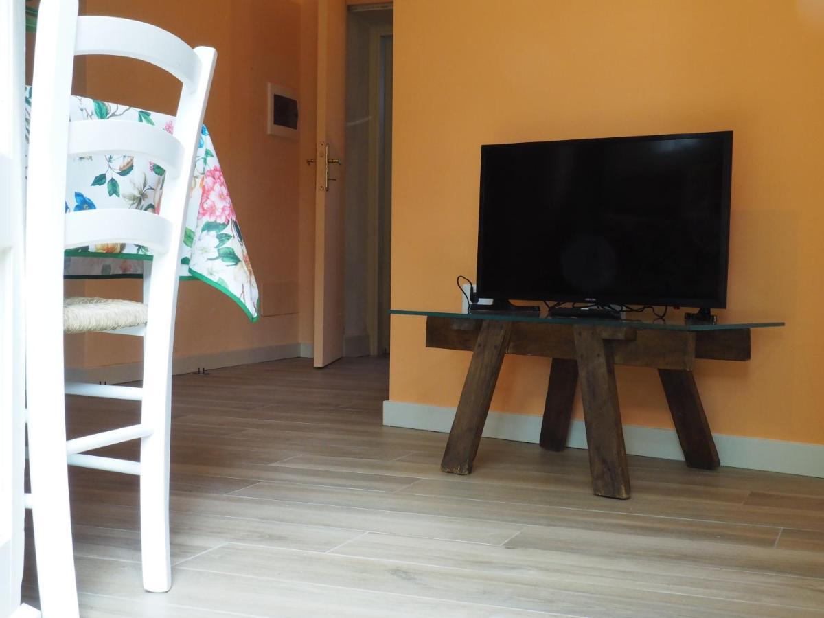 Agriturismo Lecolombare Nogarole Rocca Kültér fotó